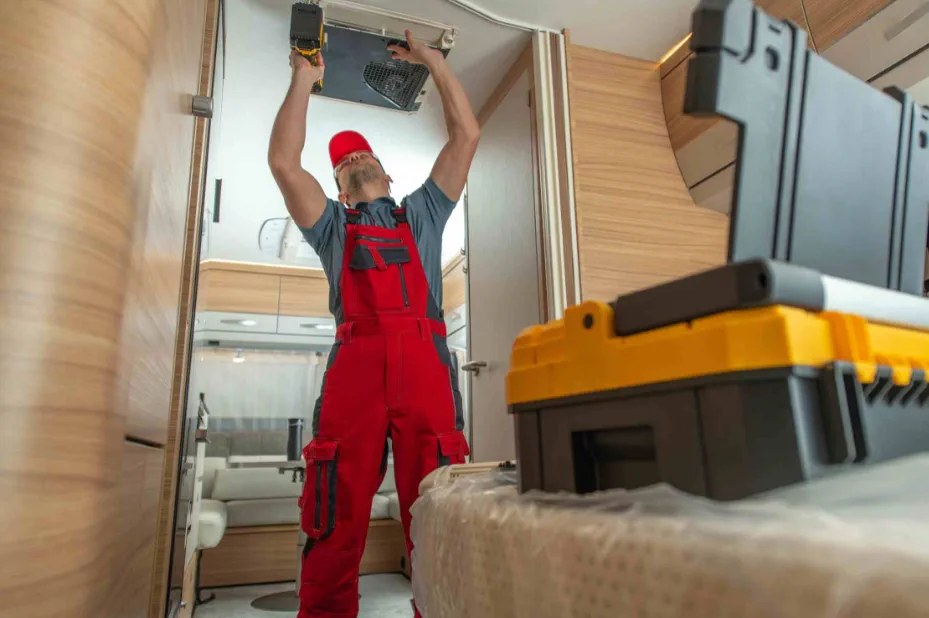 RV AC & Heating on-site in Loxahatchee Groves, FL