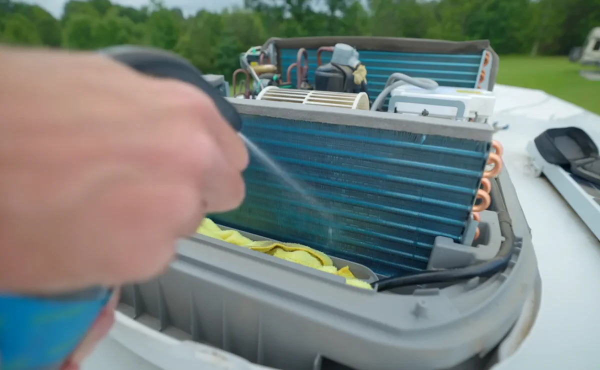 RV AC & Heating on-site in Fort Worth, TX