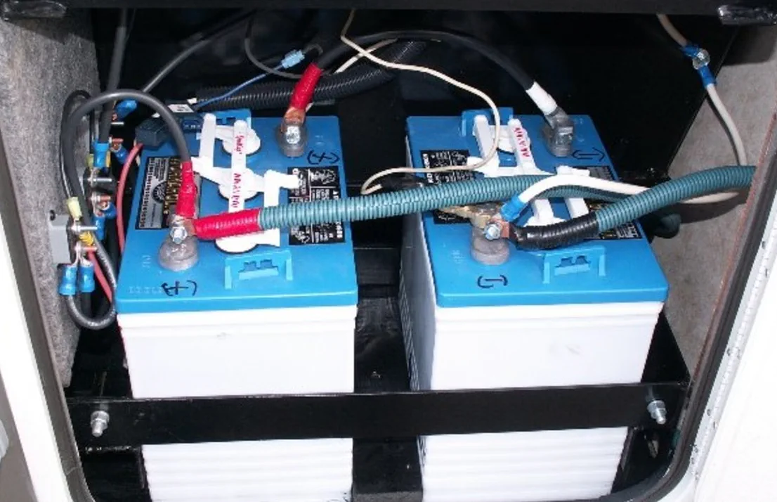 12V diagnostics on a fifth wheel parked at a Jupiter-area RV park