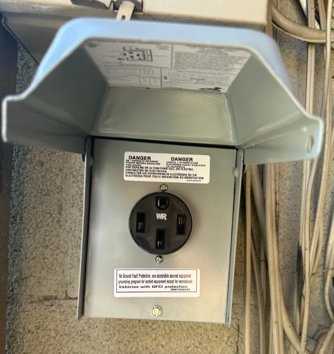 RV Electrical & Solar on-site in Austin, TX